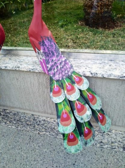 Escultura de Pavão em Madeira Artesanal - Roxo - Imagem 3