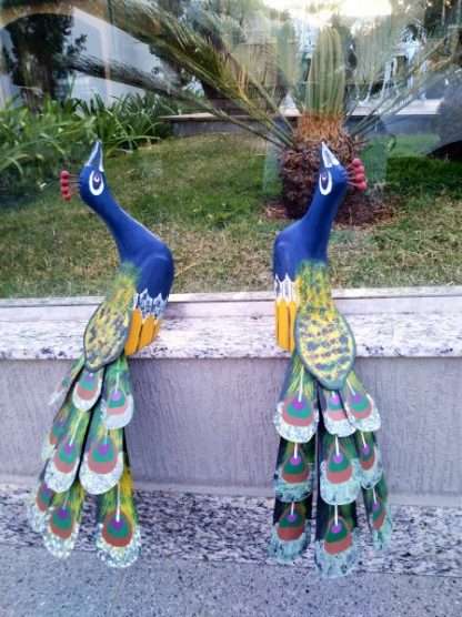 Kit Casal Escultura Pavão em Madeira Artesanal -AZUL